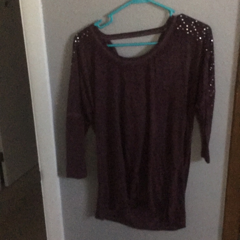 Vanity studded sleeve top
